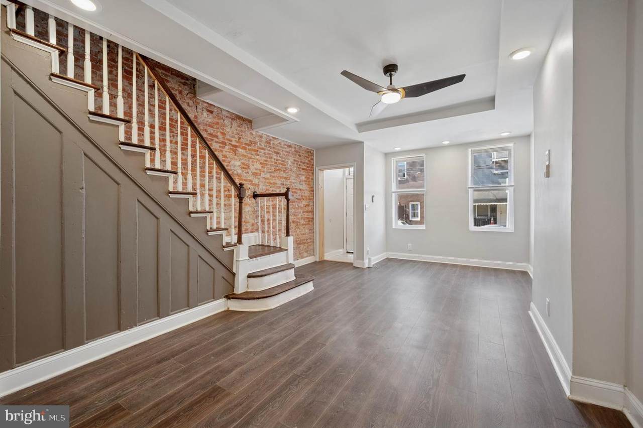 2129 32ND Street - Photo 1