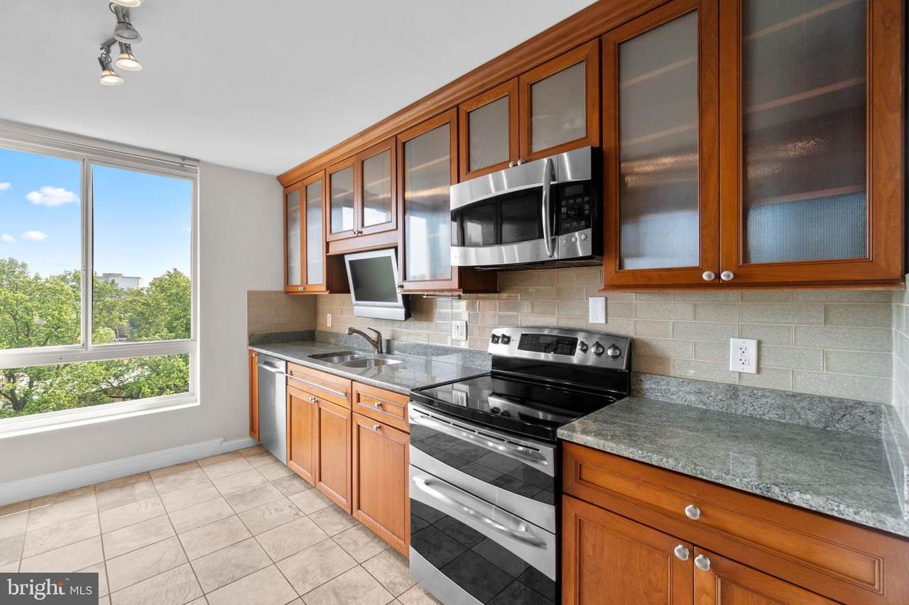 1800 Old Meadow Road - Photo 1