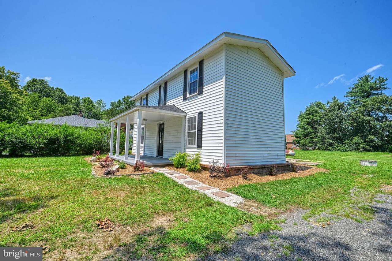 14040 Patrick Henry Road - Photo 1