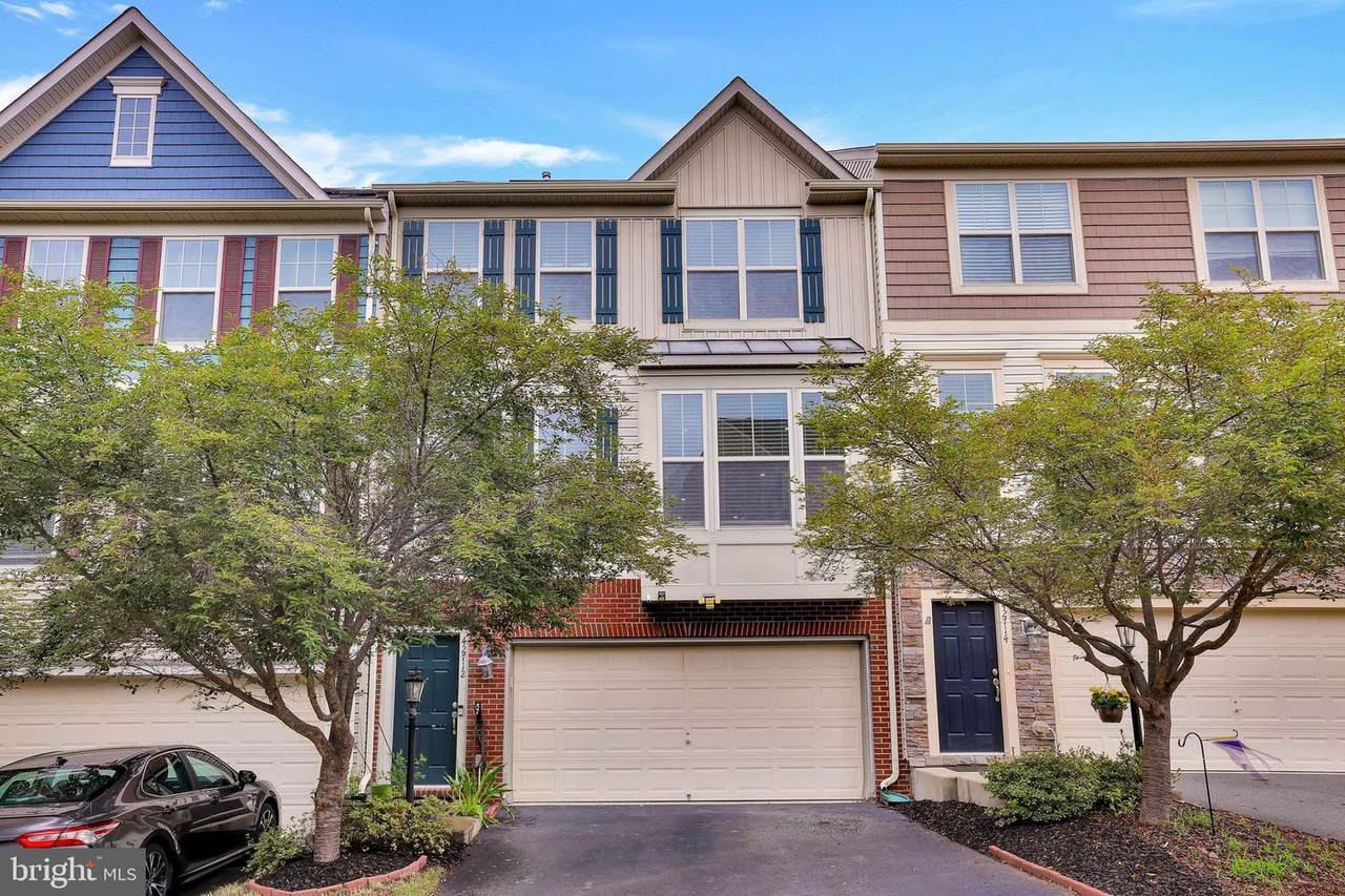 42712 Ogilvie Square - Photo 1