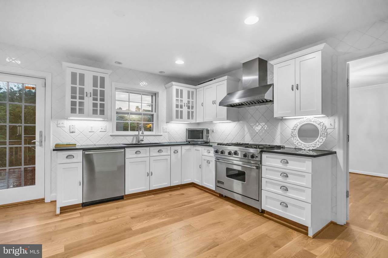 1218 Kensington Road - Photo 1