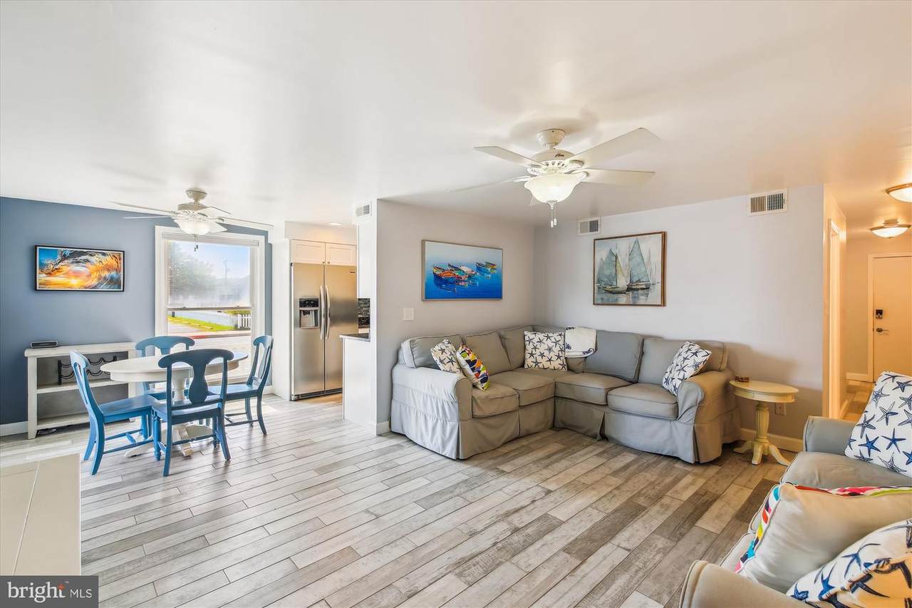 300 13TH Street - Photo 1