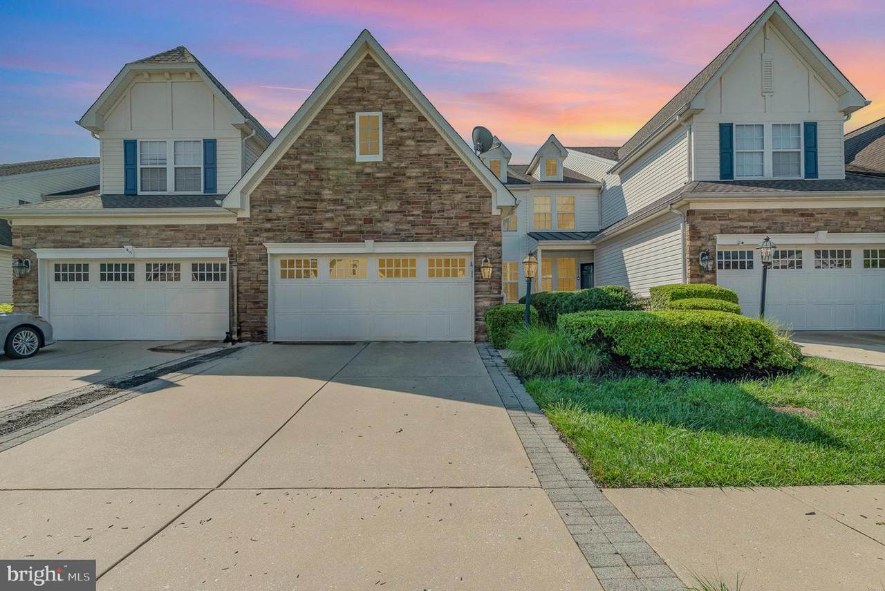 417 Azra Court - Photo 1