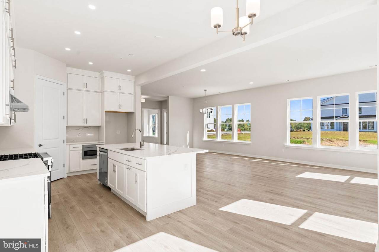 115 River Trail Circle - Photo 1