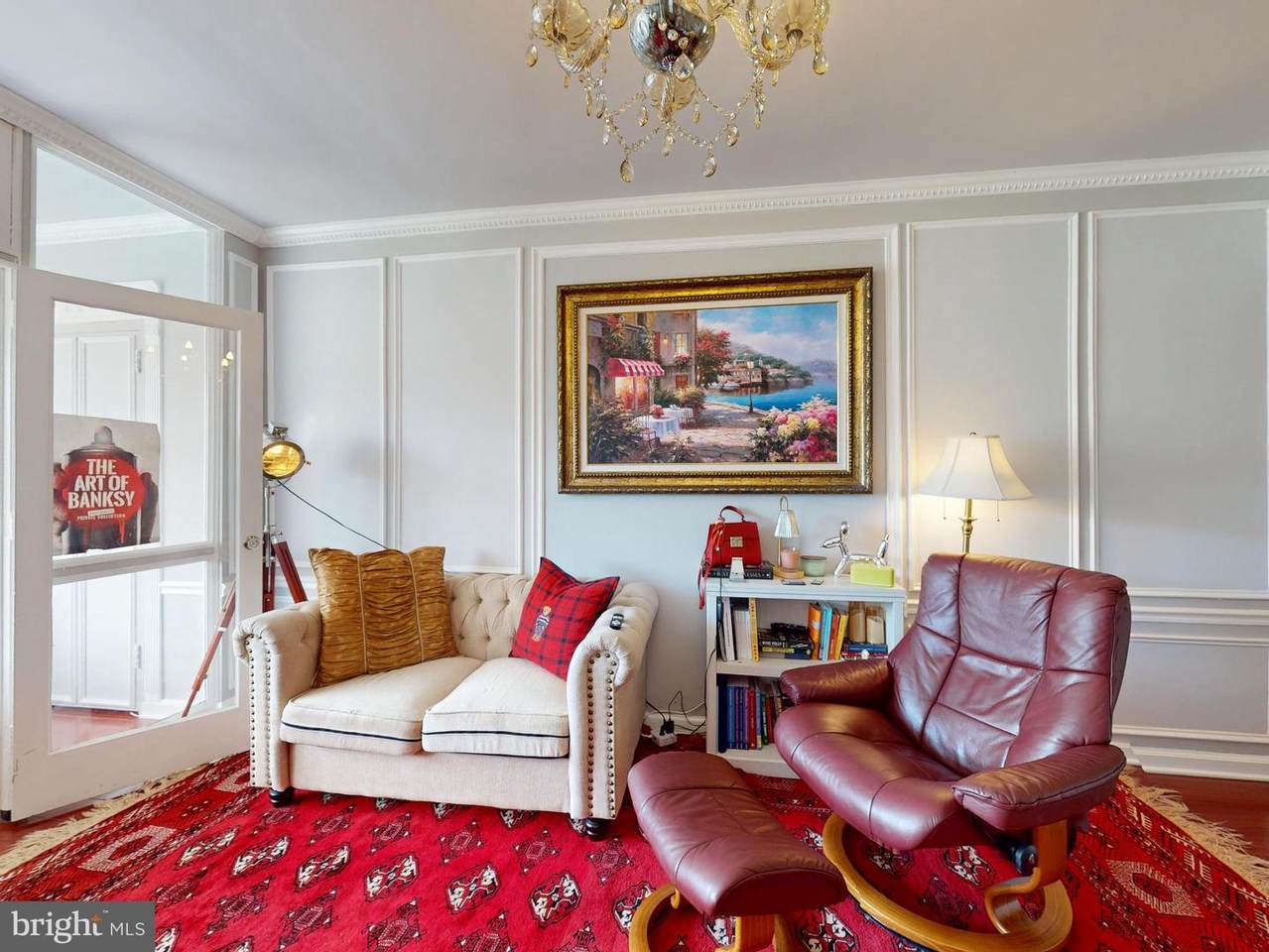 1 Scott Circle - Photo 1