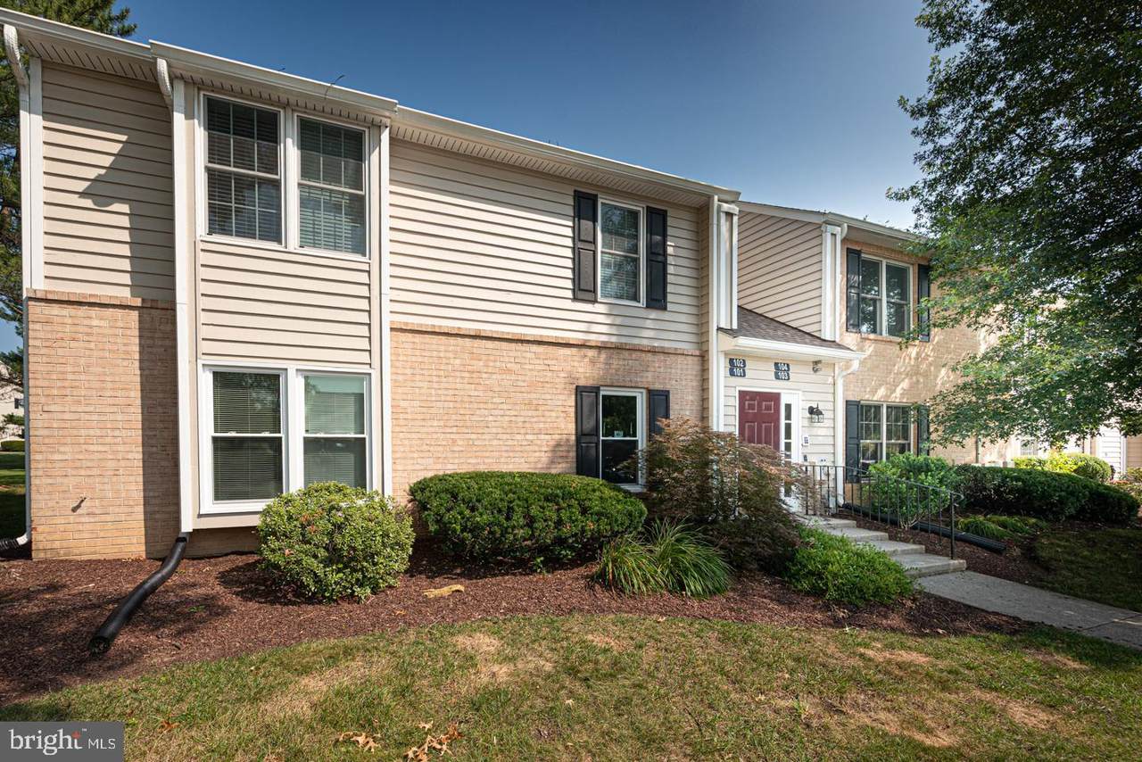 104 Meadow Court - Photo 1