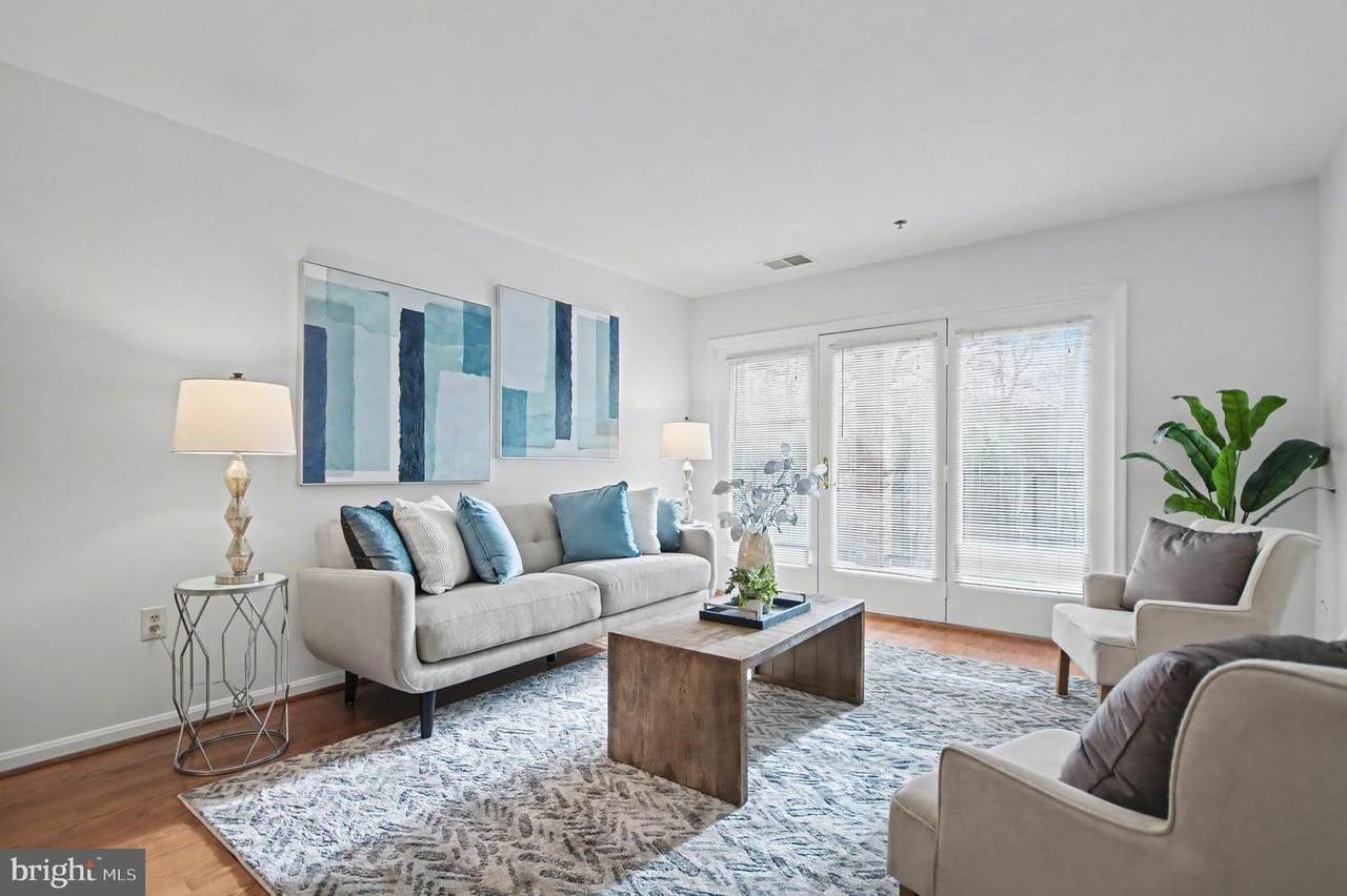 803 Coxswain Way - Photo 1