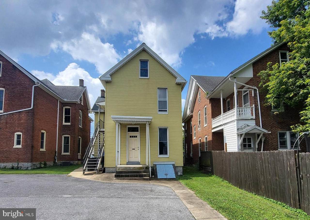 473 Lincoln Way - Photo 1
