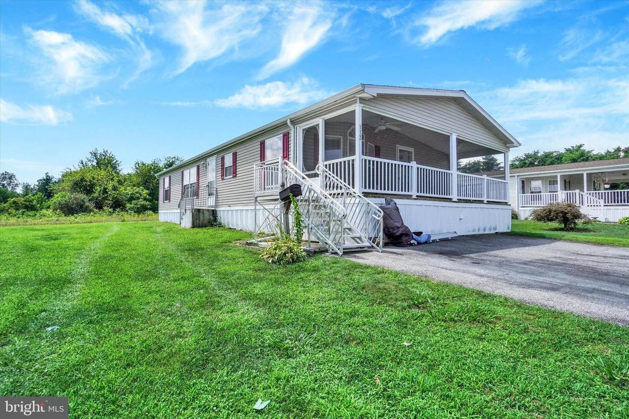 113 Abington Circle - Photo 1