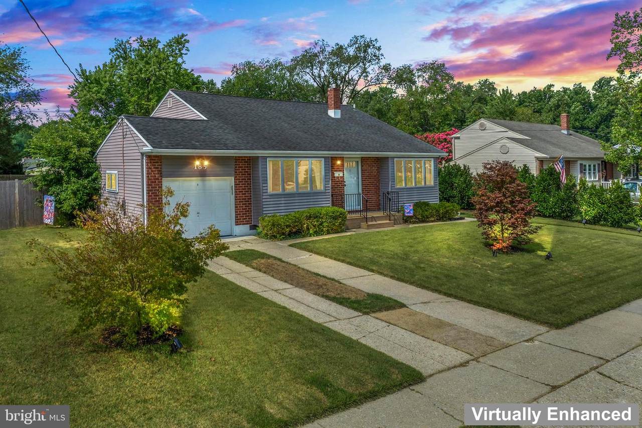 185 Phoenix Avenue - Photo 1