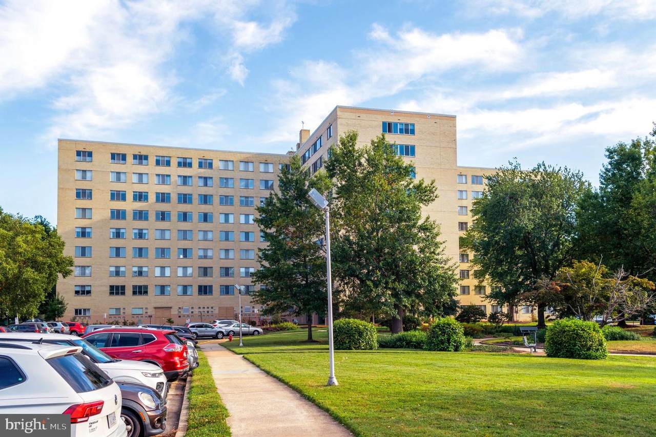 6631 Wakefield Drive - Photo 1