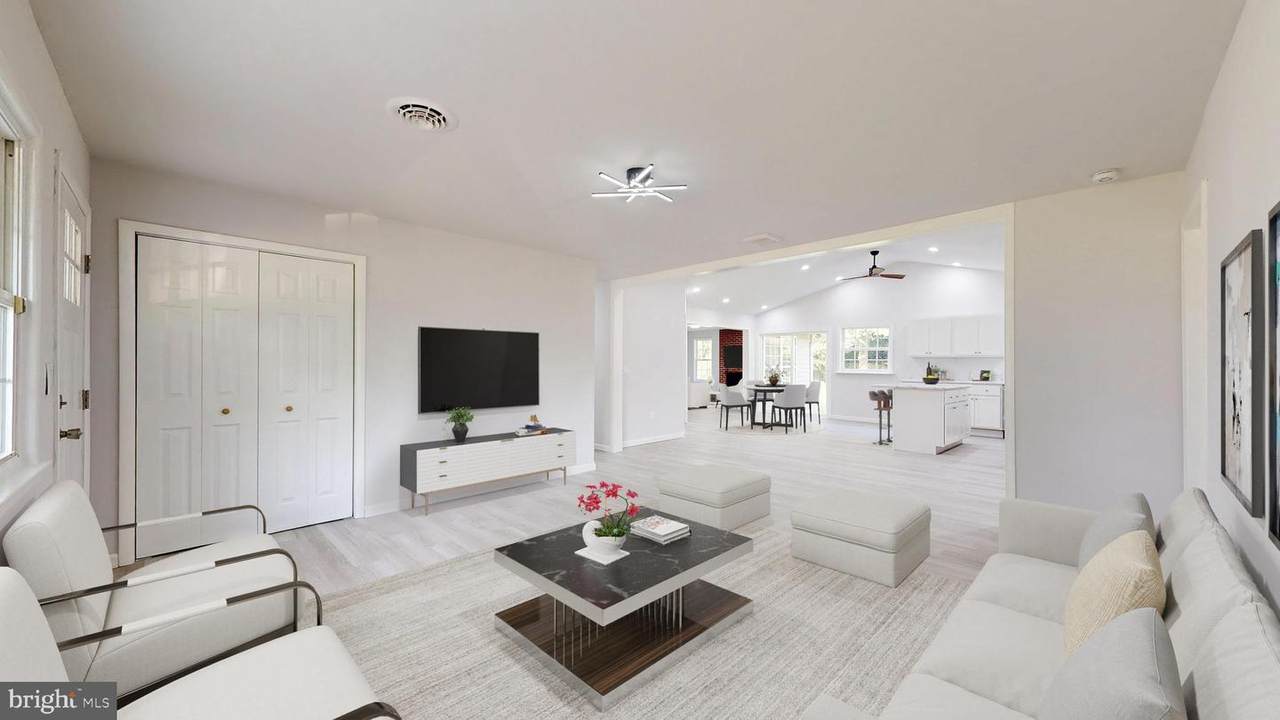 15 Wesley Street - Photo 1