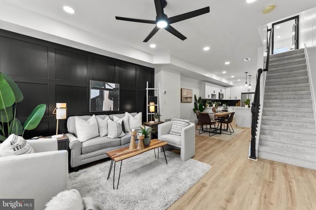 1623 Rutland Avenue - Photo 1