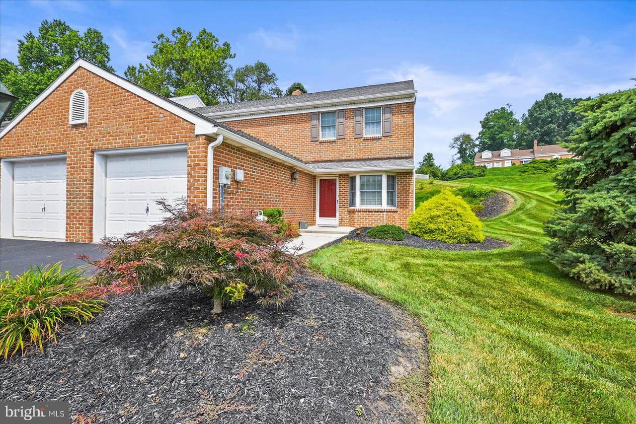 215 Wyntre Brooke Drive - Photo 1