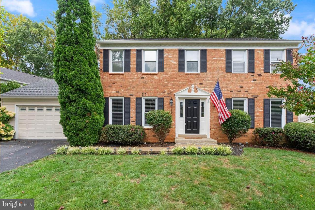 8470 Nicole Court - Photo 1