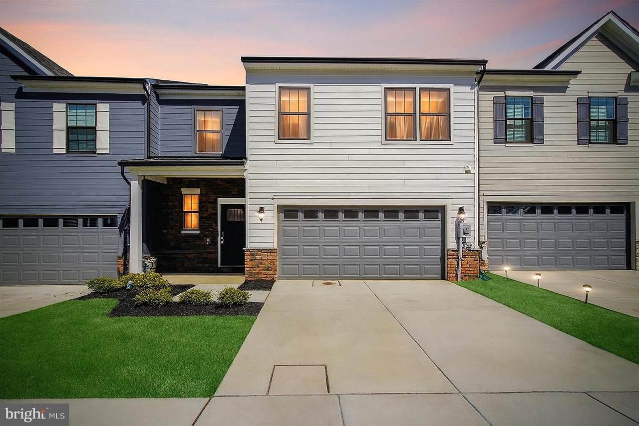 485 Hanson Street - Photo 1