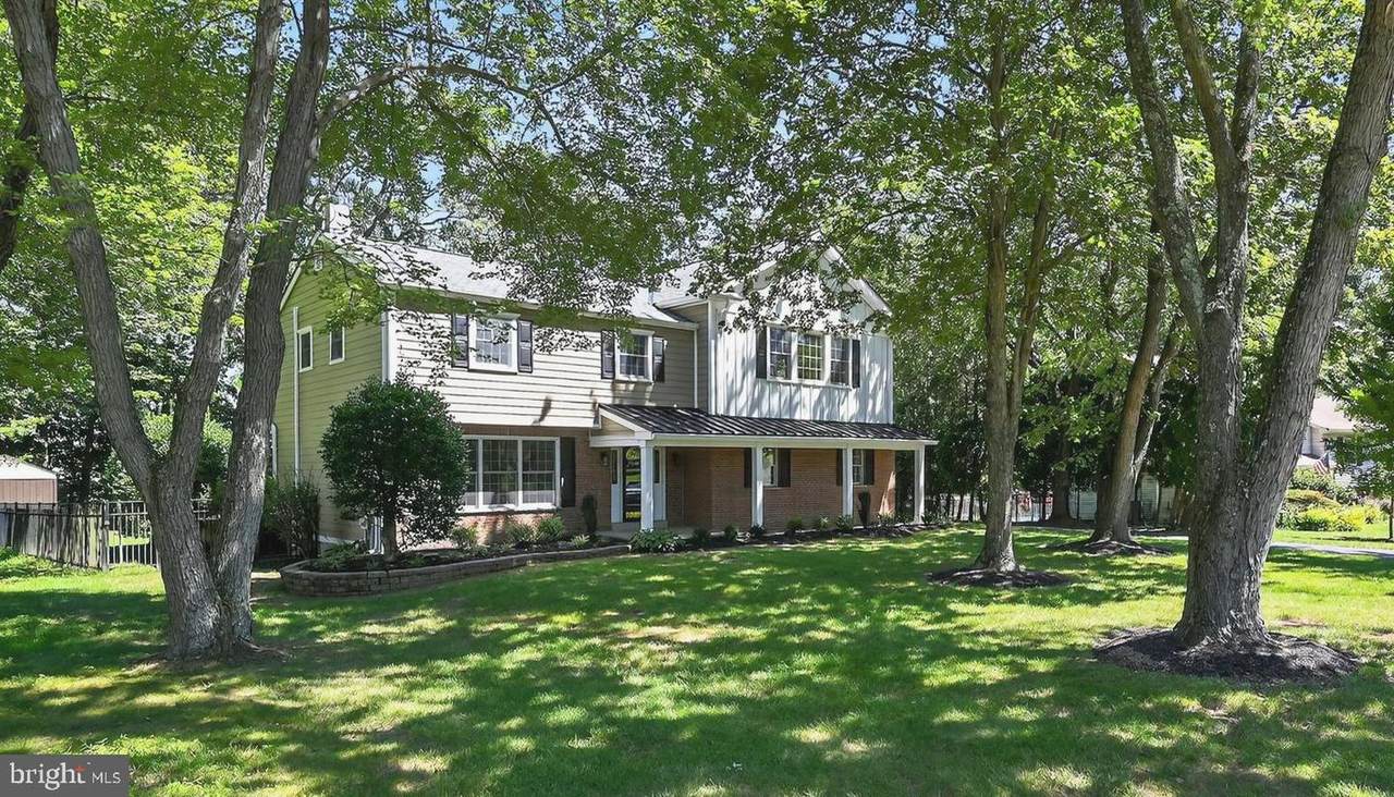 115 Peggy Lane - Photo 1