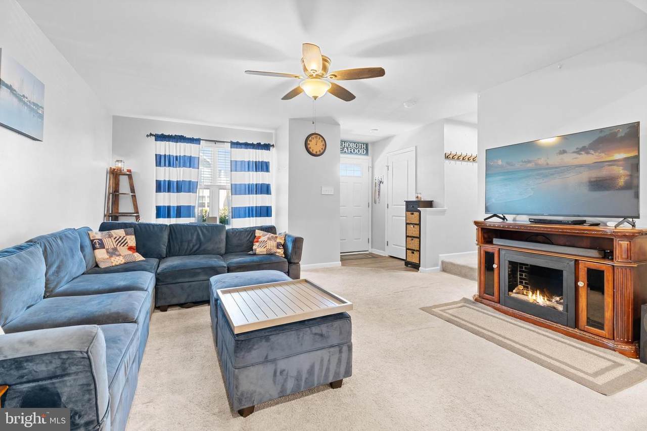 26079 Saint Hayes Boulevard - Photo 1