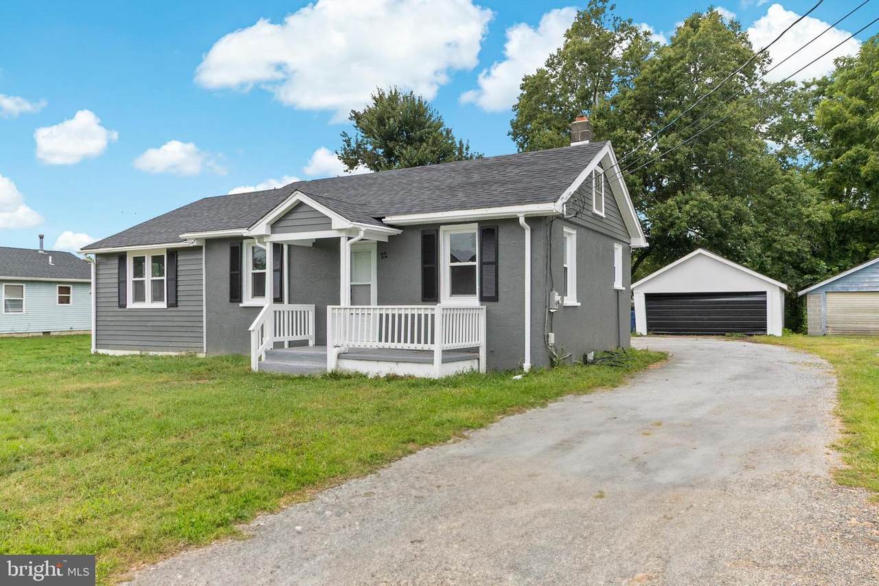 22 Alloway Road - Photo 1