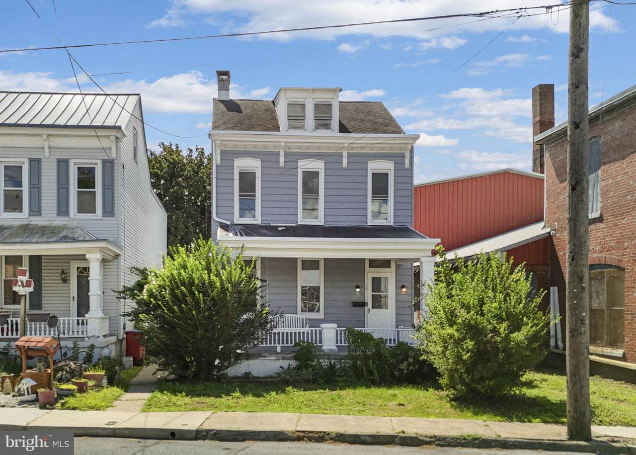 222 Pine Street - Photo 1