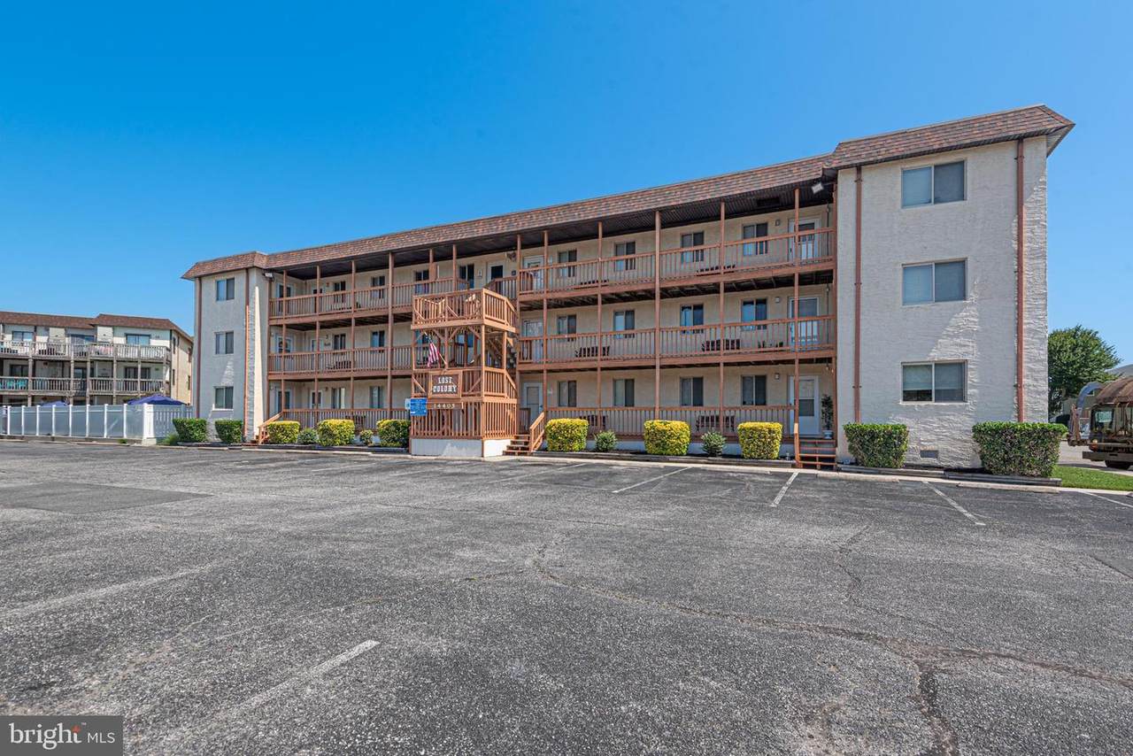 14405 Tunnel Avenue - Photo 1