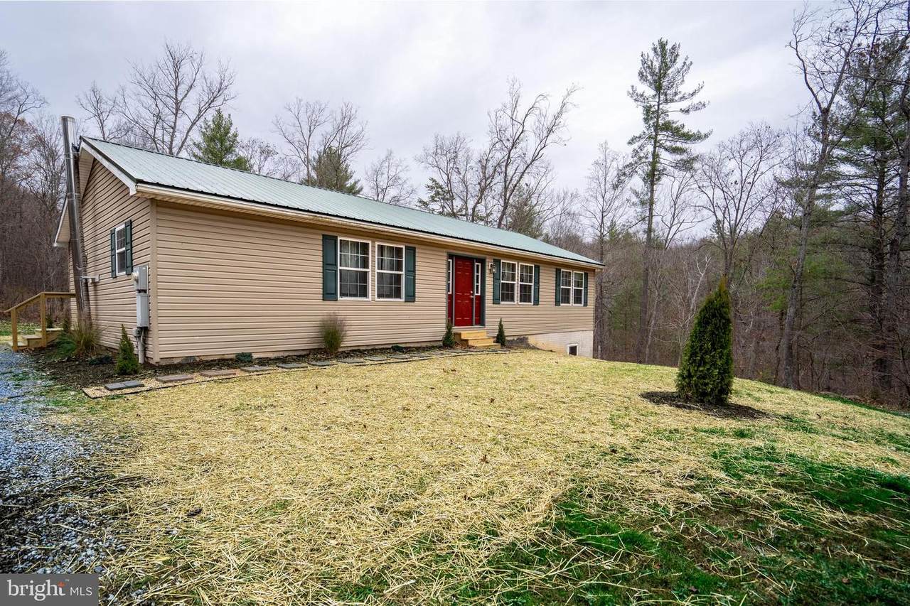 1950 Mesner Road - Photo 1