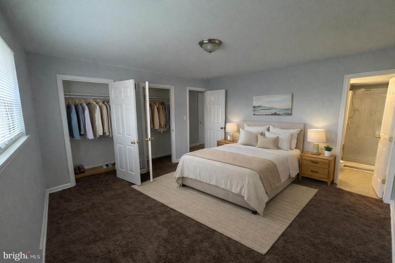 2506 Markham - Photo 1
