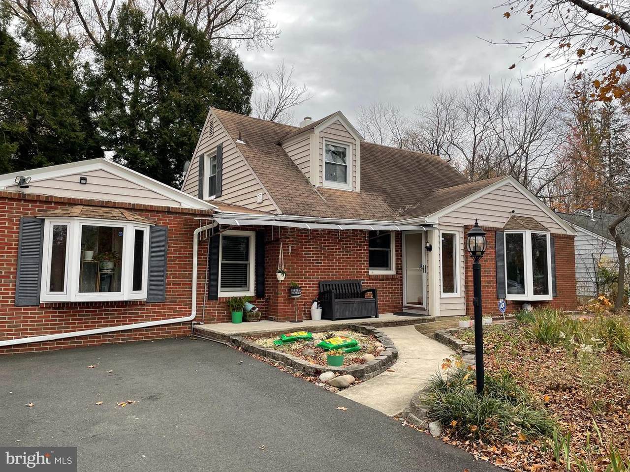 43 Wallace Road - Photo 1