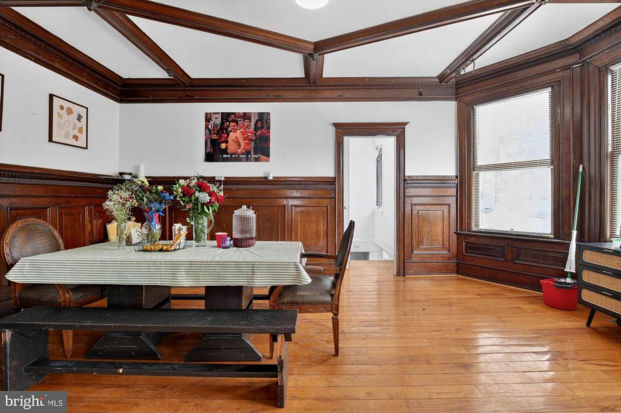 4001 Baltimore Avenue - Photo 1