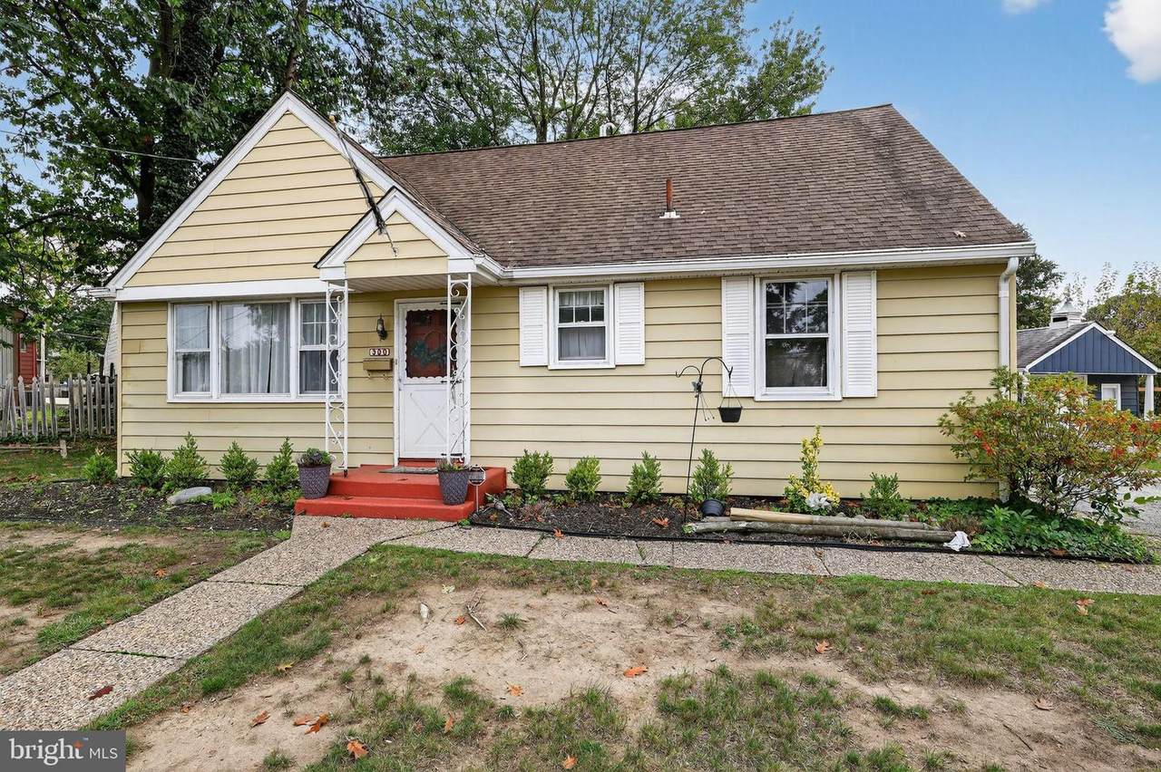 300 Holly Avenue - Photo 1