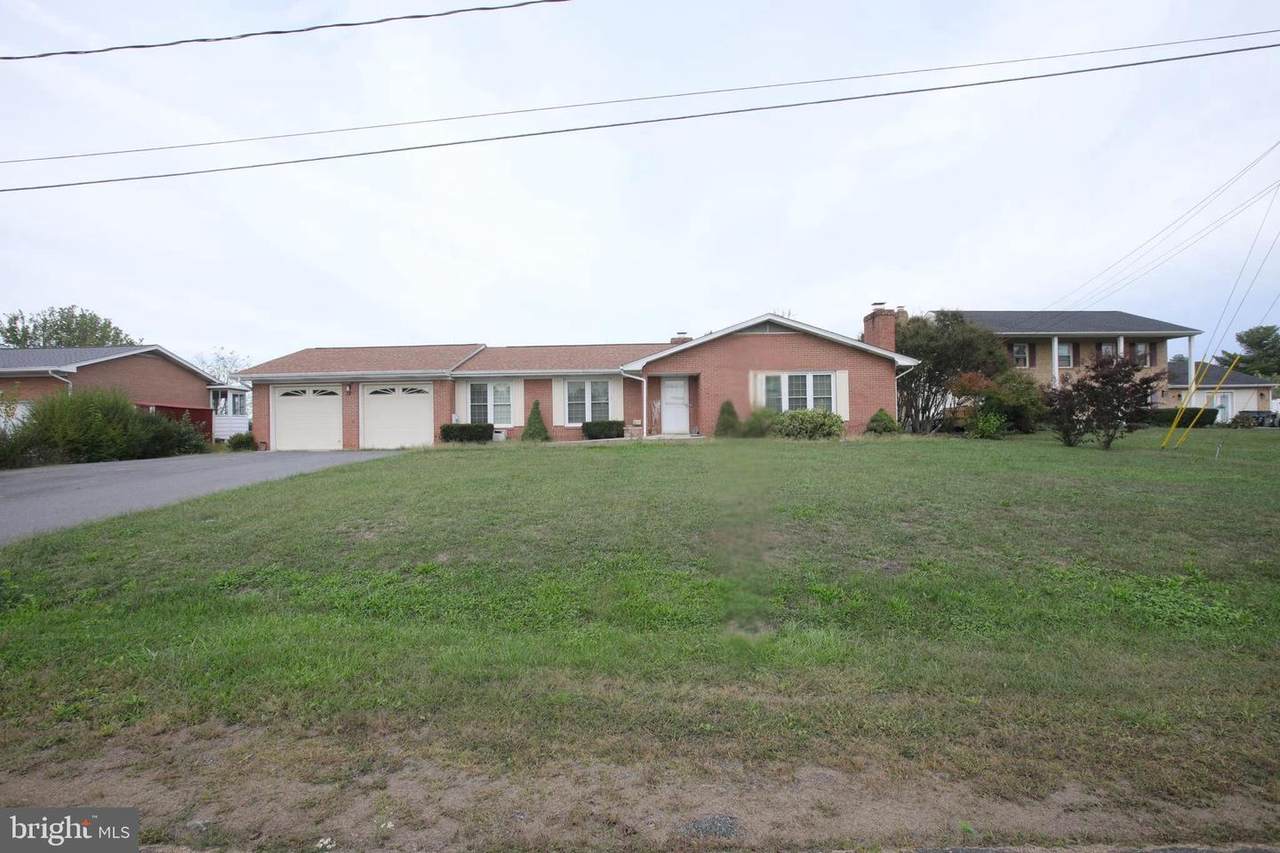 121 Harmon Place - Photo 1