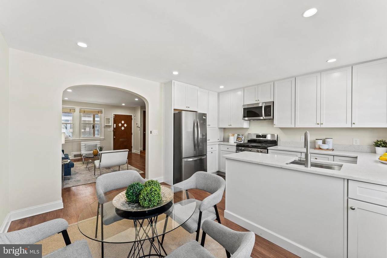 1764 Lyman Place - Photo 1