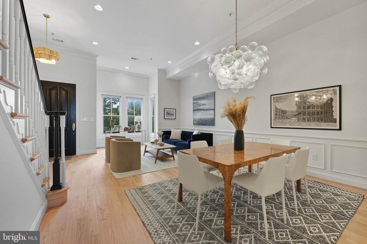 2123 11TH Street - Photo 1