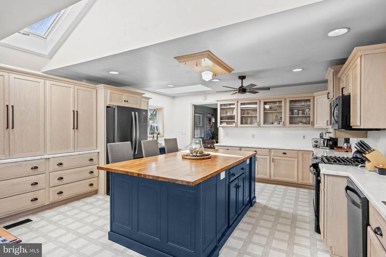 47 Jones Avenue - Photo 1