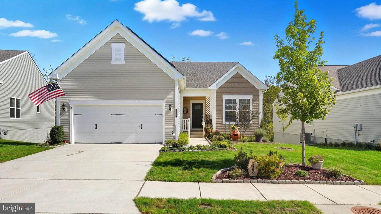 5909 Avery Point Drive - Photo 1