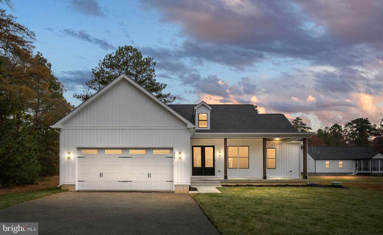 564 Currioman Drive - Photo 1