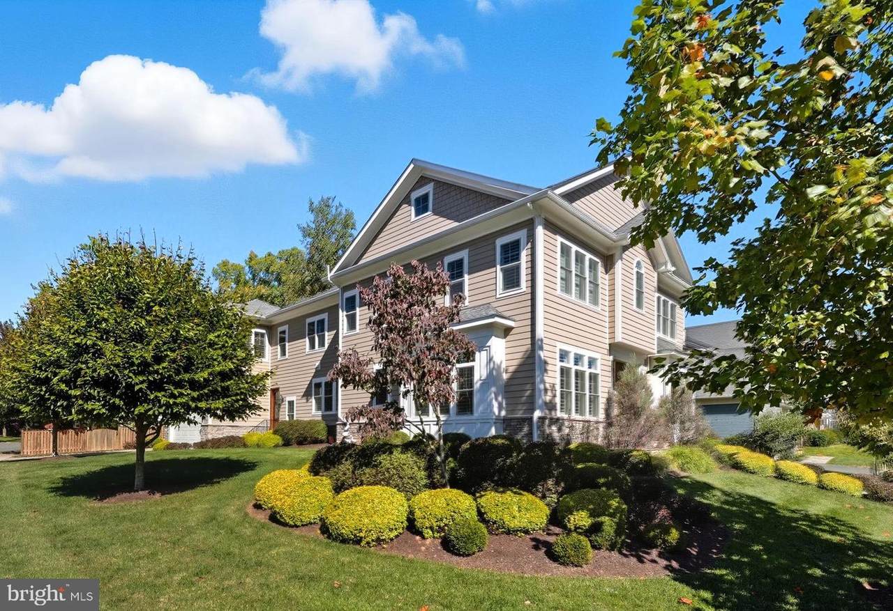 609 Kingsley Road - Photo 1