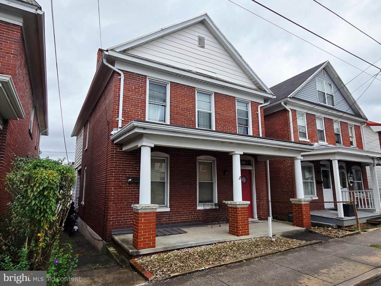 632 Fairview Avenue - Photo 1