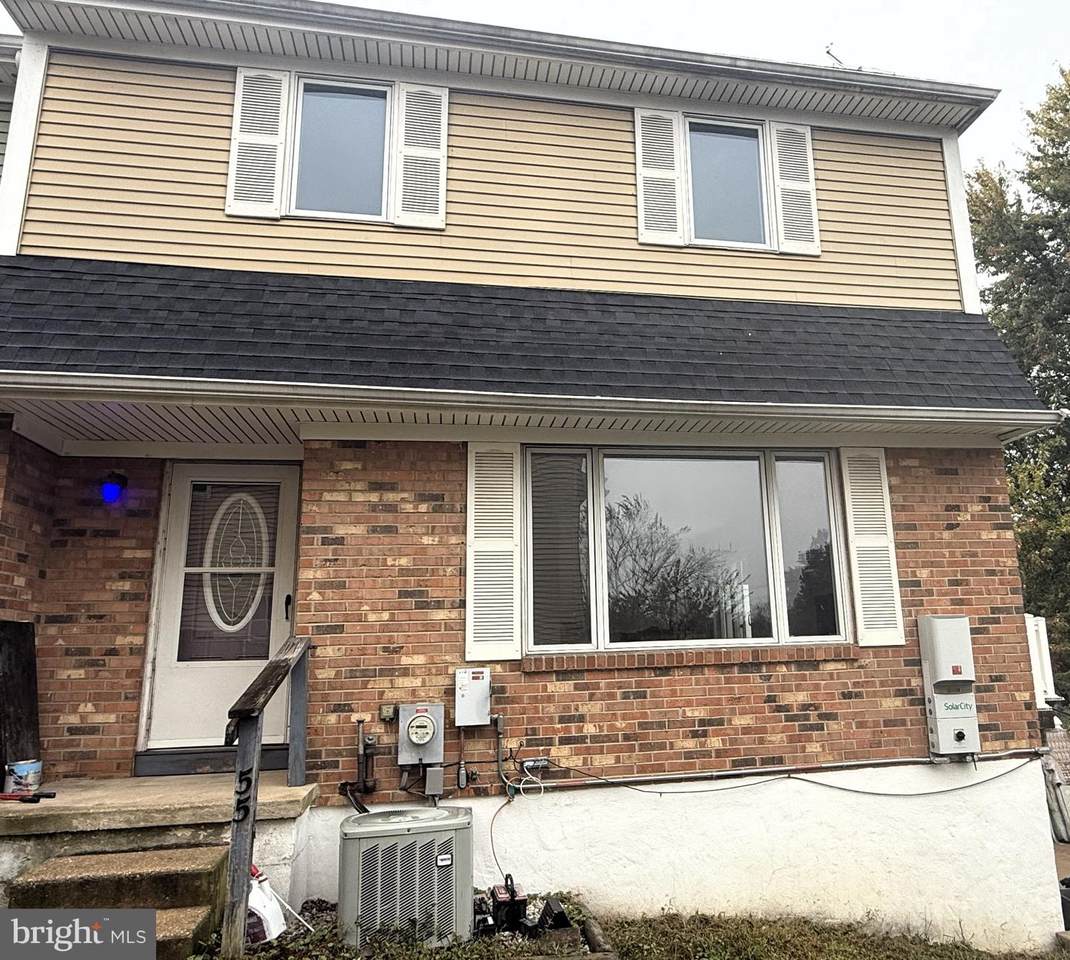 55 Saint Georges Terrace - Photo 1