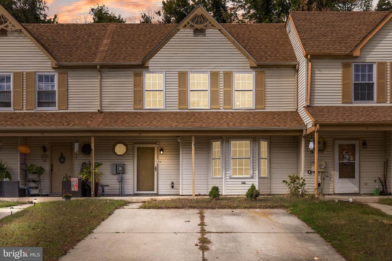 13 Summit Court - Photo 1