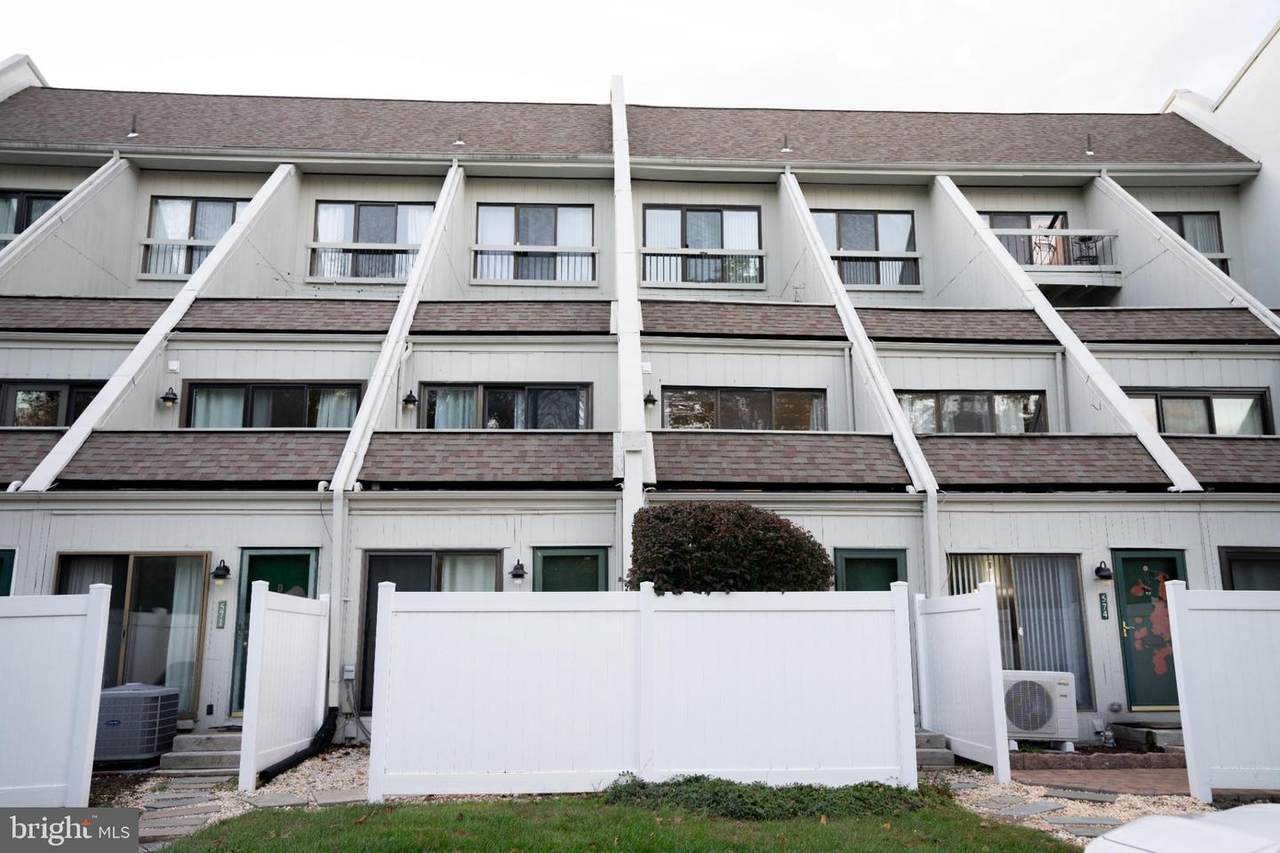 573 Summit House - Photo 1