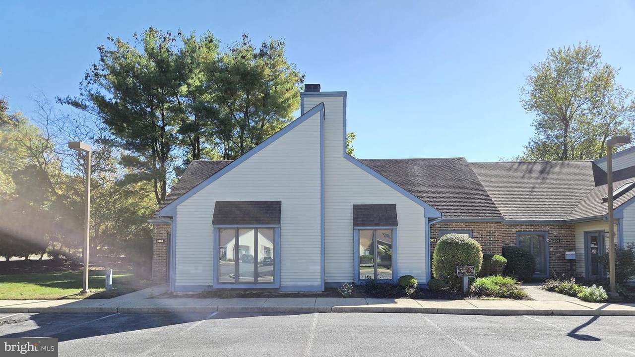 146 Lakeview Drive - Photo 1