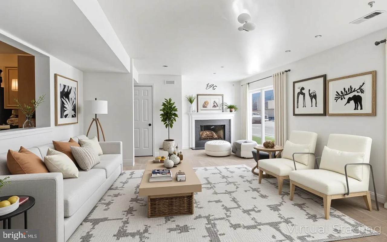 559 Red Coat Place - Photo 1