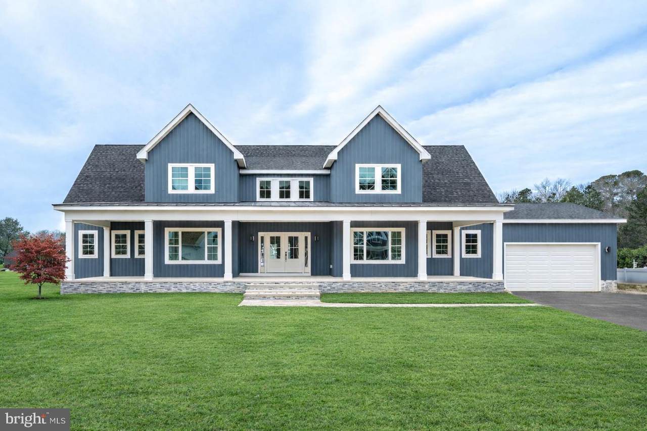 4 Preakness Drive - Photo 1