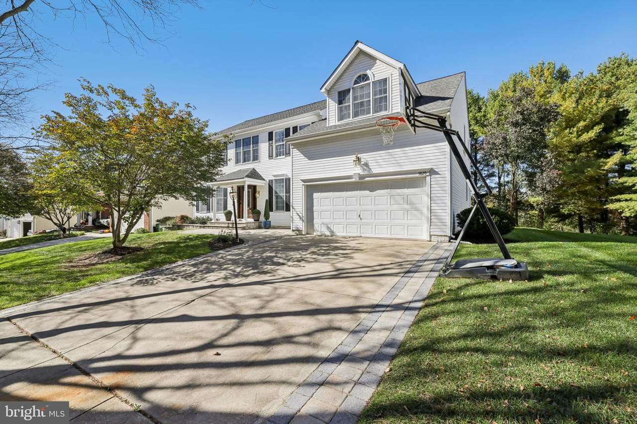 5820 Wild Orange Gate - Photo 1