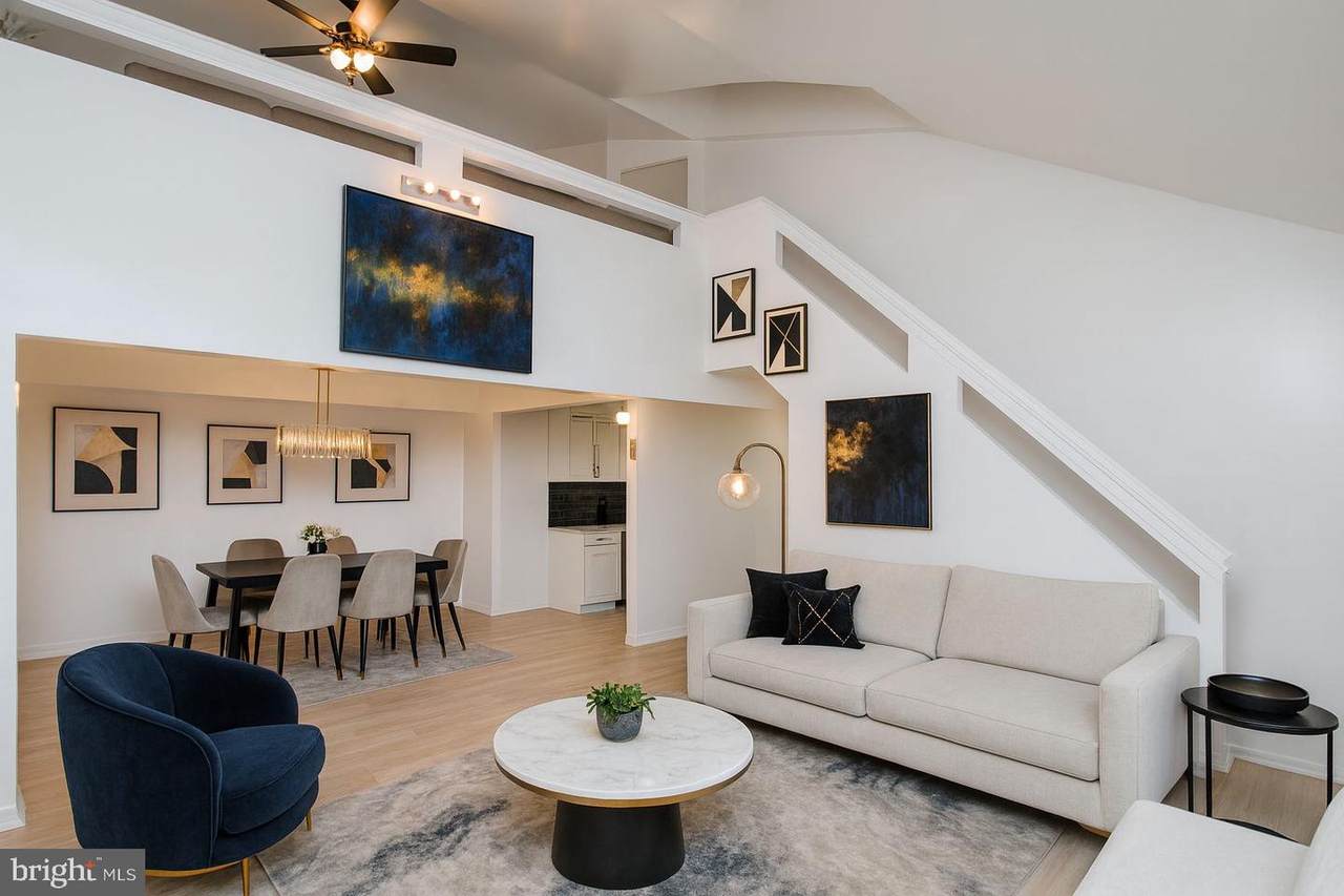 48 Bonnie Gellman Court - Photo 1