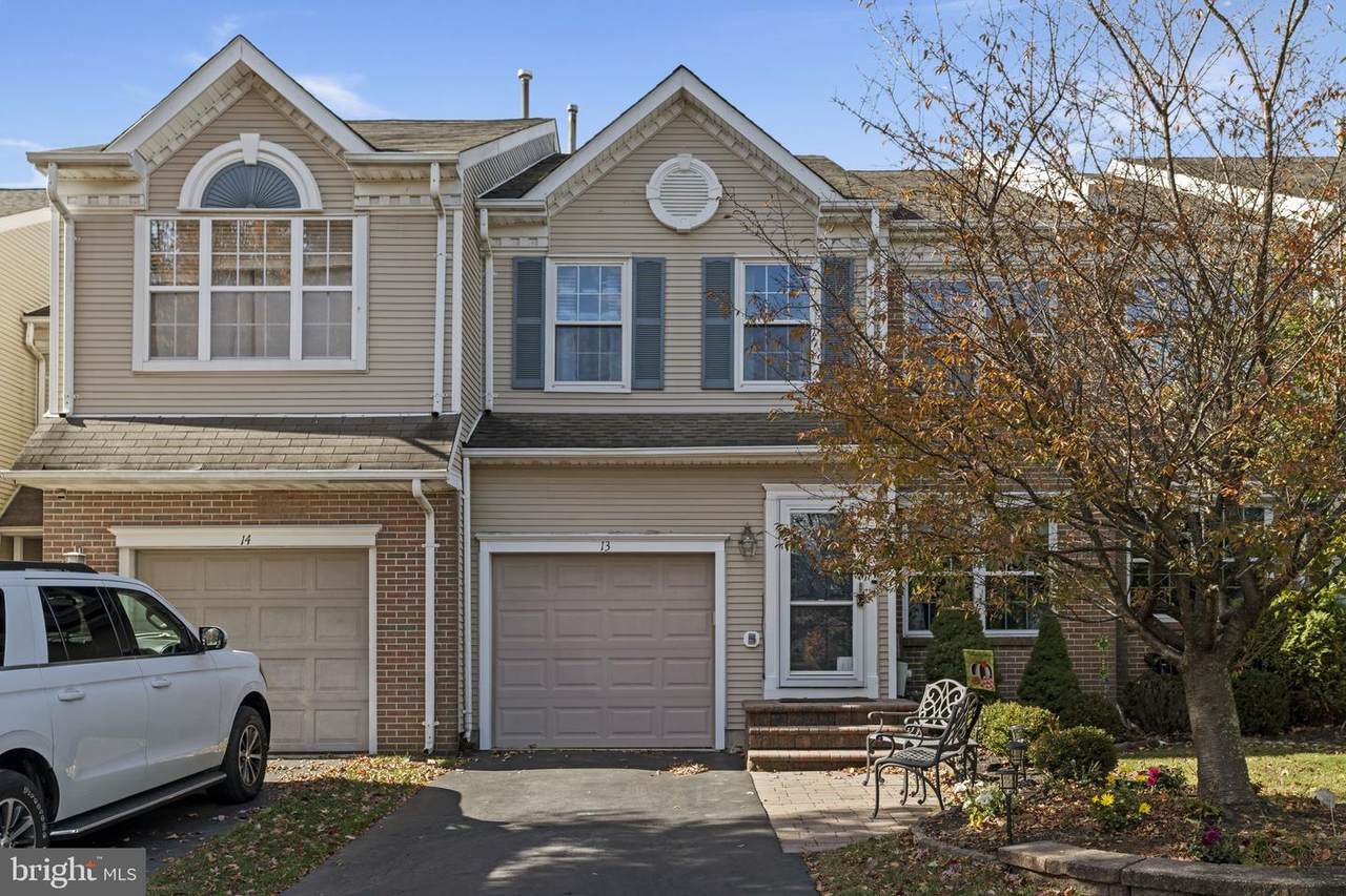 13 Sparrow Walk - Photo 1