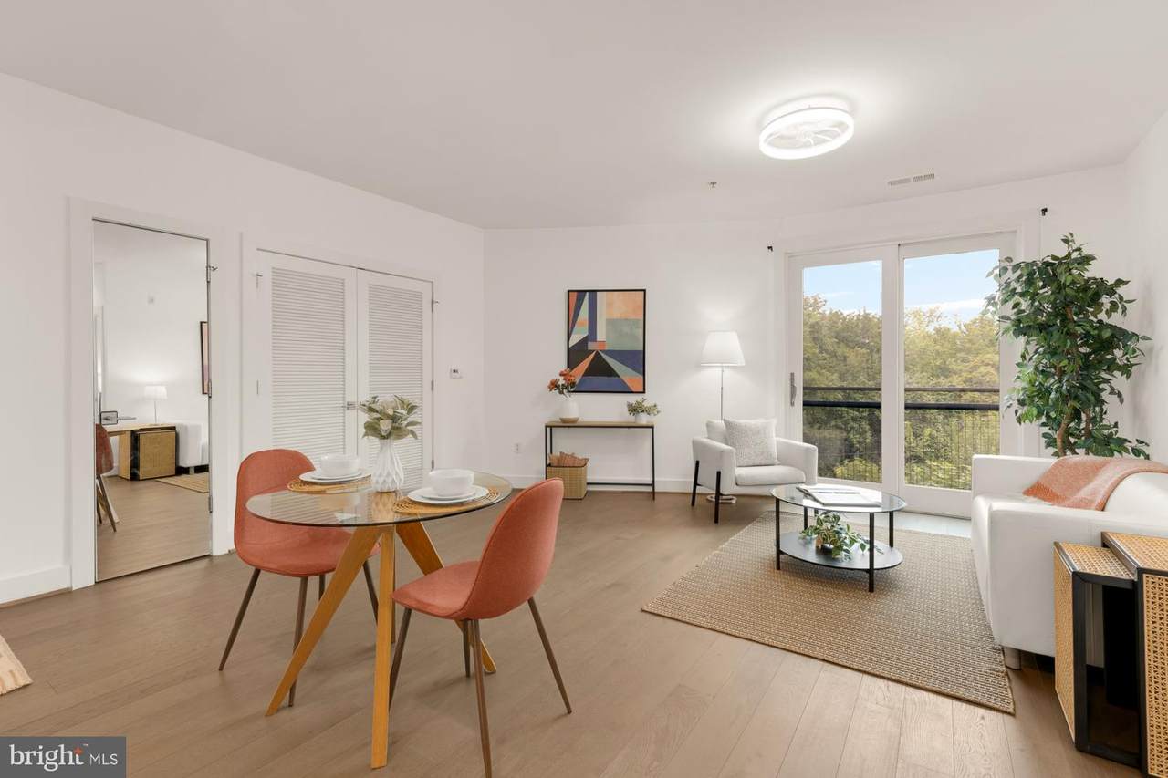 1500 Pennsylvania Avenue - Photo 1