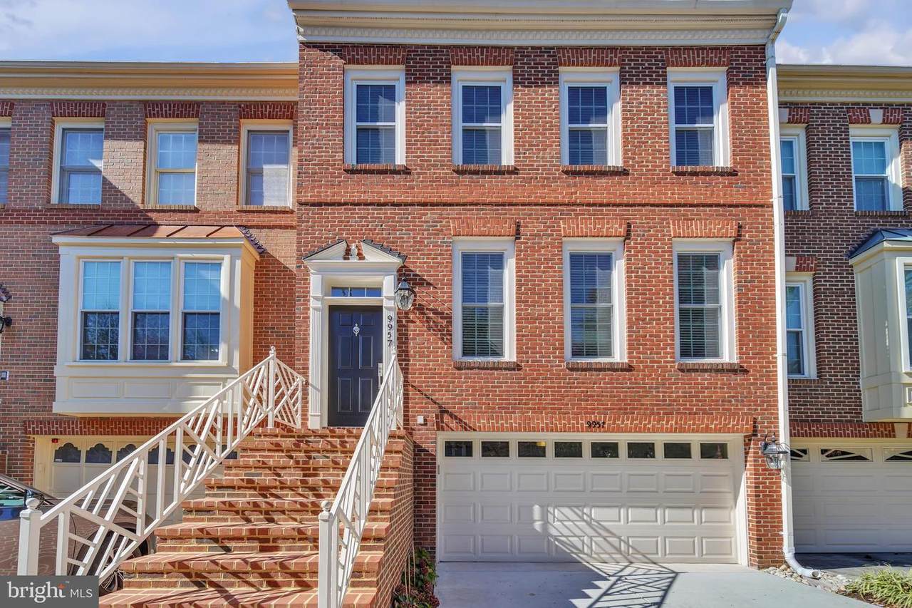 9957 Foxborough Circle - Photo 1