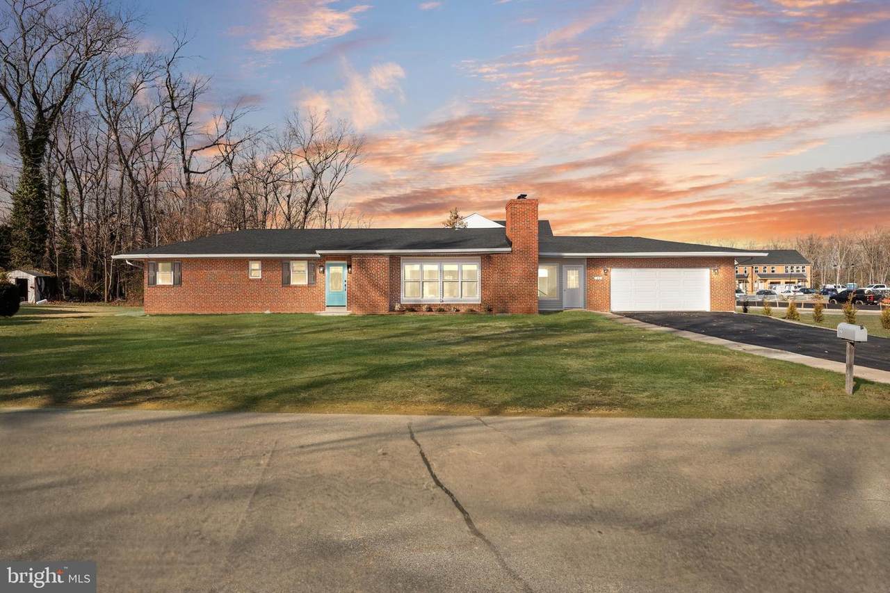 23 Grandview Avenue - Photo 1